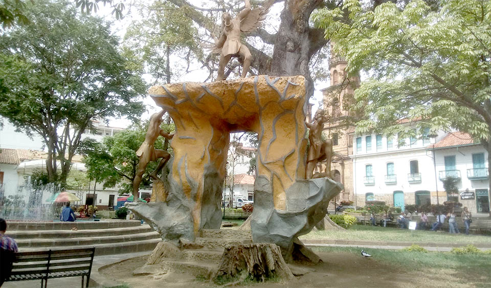 Monumento a los Guanes, Parque la liberdad, San Gil
